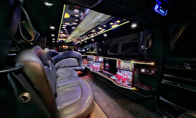 Lincoln MKT Stretch Limousine